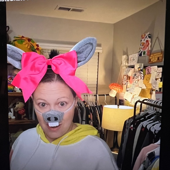 $5 $5 $5 Starts ONLY GRAPHIC TEE & MORE MARATHON!! Send the Cool Stuff SEND 1 - Picture 2 of 8